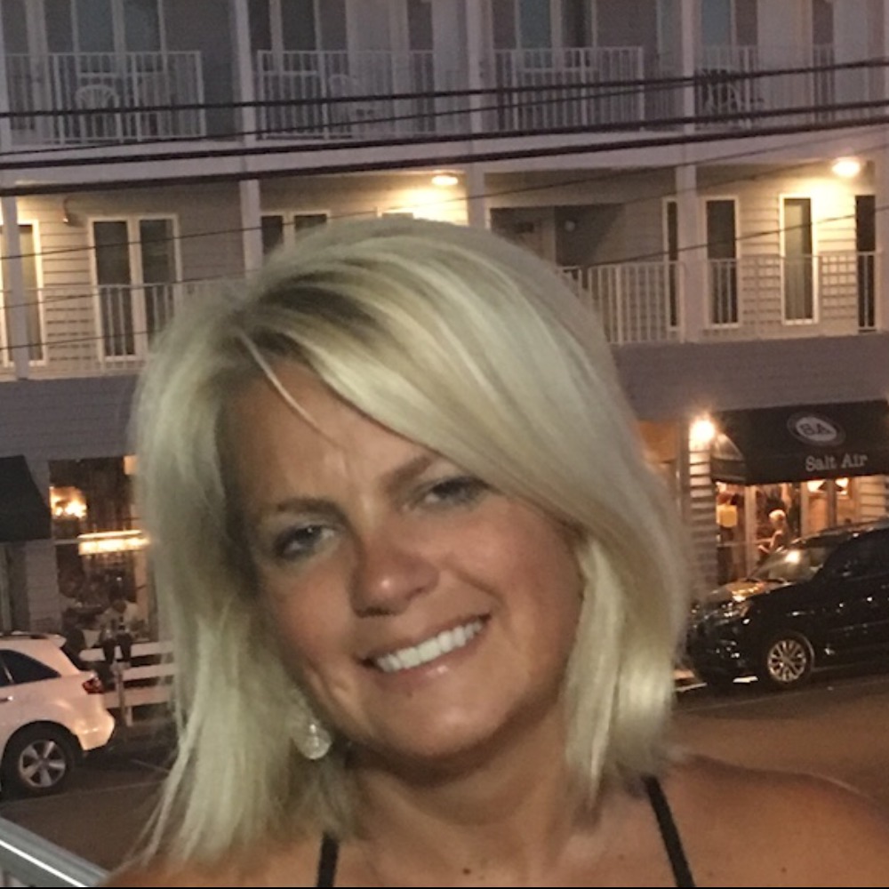 Meet your Posher, Lori